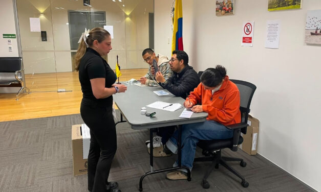 Más de 1,4 millones de colombianos en el exterior ya participan en la segunda vuelta presidencial