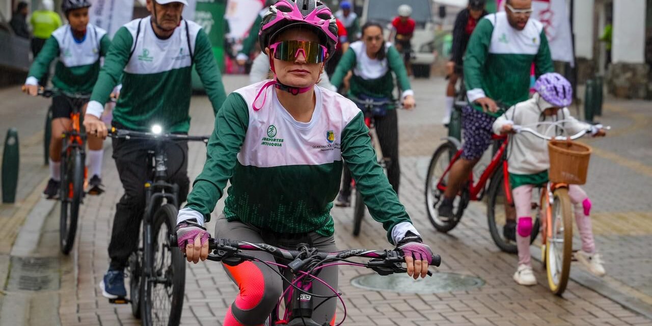 Más de 500 personas participaron en el Ciclopaseo “Por su salud muévase pues” en Rionegro