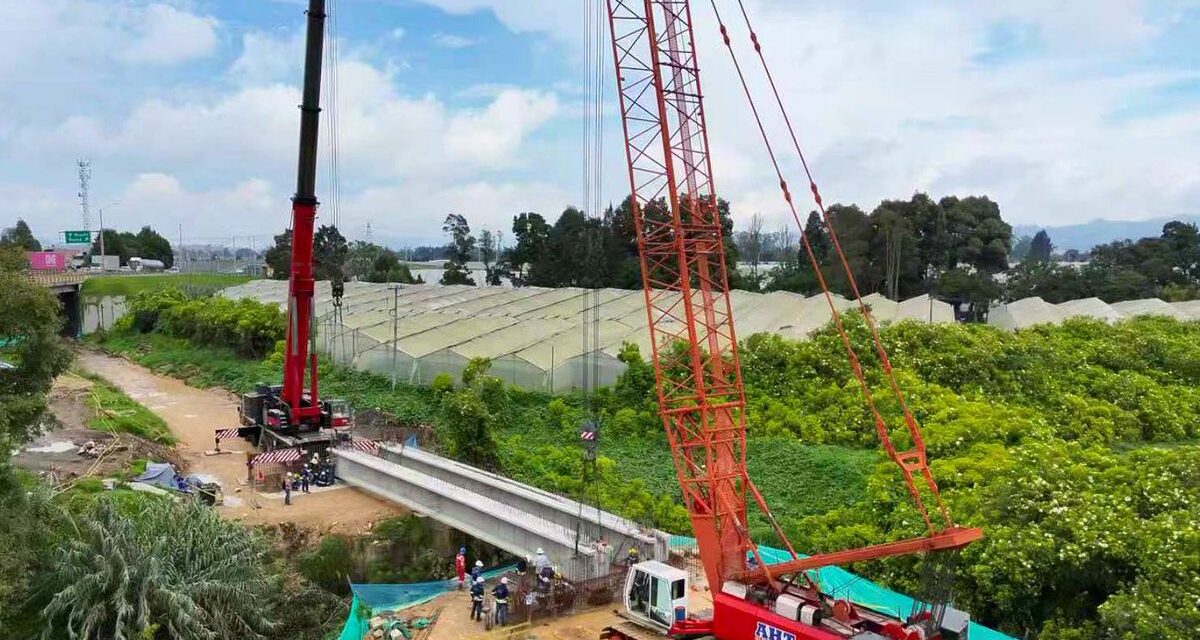 Avanza el RegioTram de Occidente: instalan puente estratégico entre Facatativá y Madrid