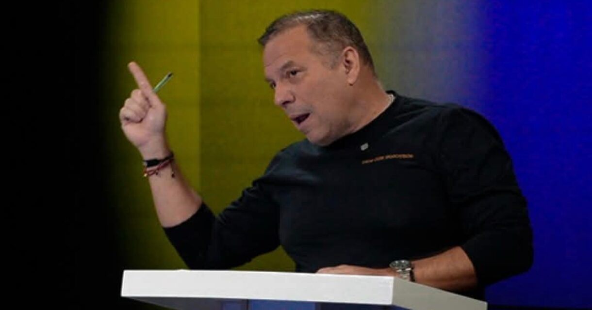 Santiago Botero anuncia rueda de prensa y lanza fuertes acusaciones contra Abelardo De la Espriella
