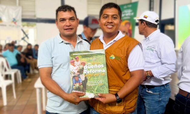 Reforma Agraria avanza en el sur del Tolima: 142 familias campesinas reciben títulos de propiedad en Chaparral
