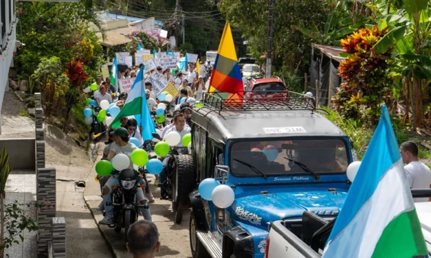 Caravana por la Vida en Falan reunió a cientos y reclamó garantías institucionales y debido proceso