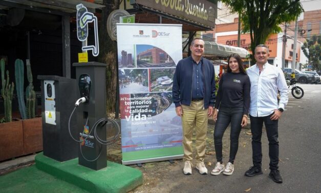 Envigado pone en marcha la primera red pública de carga para vehículos eléctricos