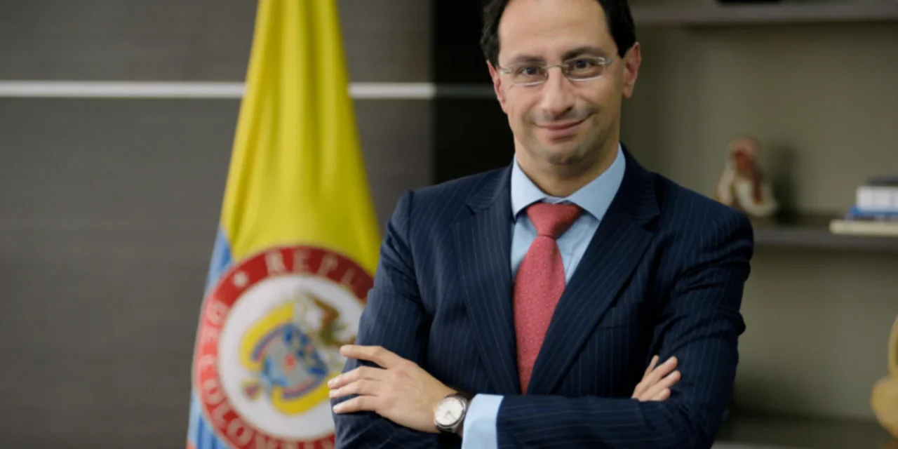 Restrepo liderará el empalme anticorrupción: De la Espriella prevé arrancar el 30 de junio