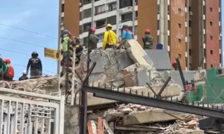 Rescate en La Guaira: el Gobierno reporta más de 1.600 rescatistas y nuevos hallazgos con vida tras los sismos