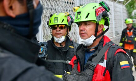 Equipo colombiano completa 96 horas ininterrumpidas de rescate en Venezuela tras el terremoto