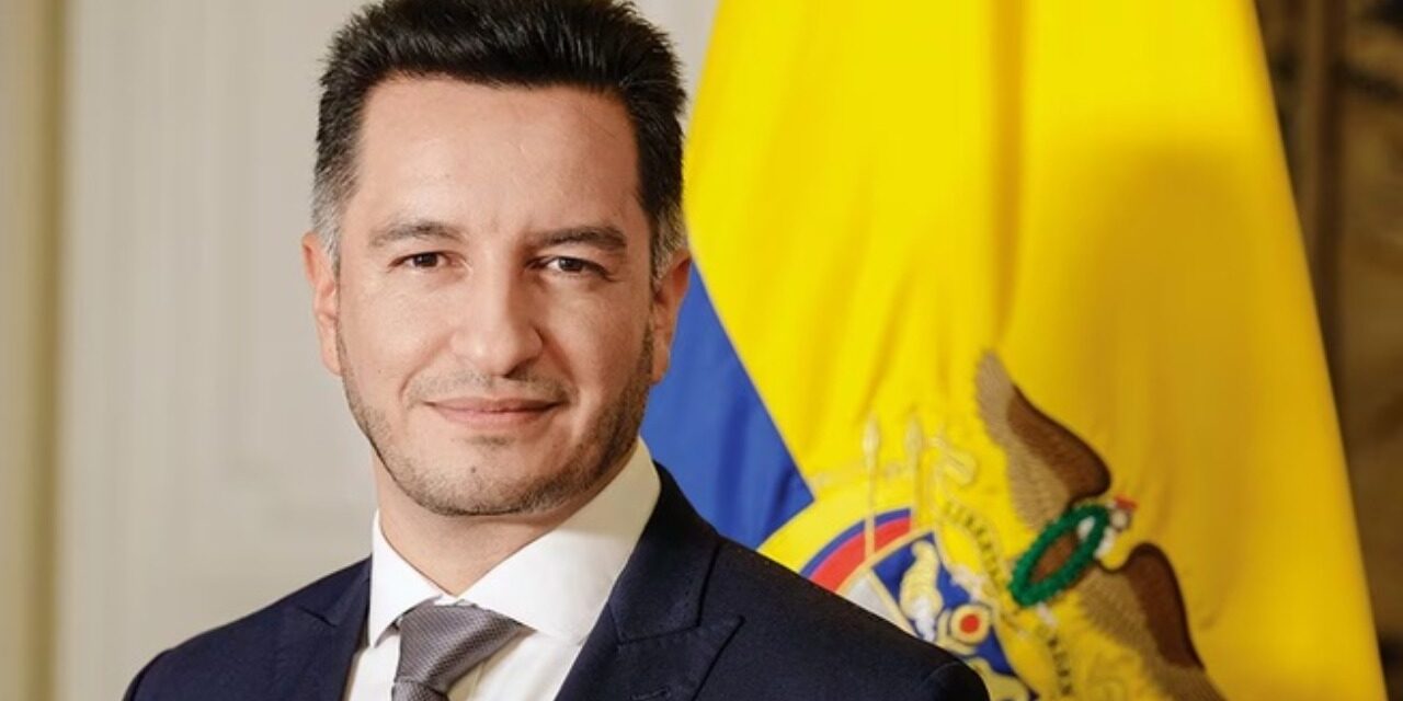 Secretario de Transparencia cuestiona reunión en medio del caso Aguas Vivas y lanza críticas a la Fiscalía