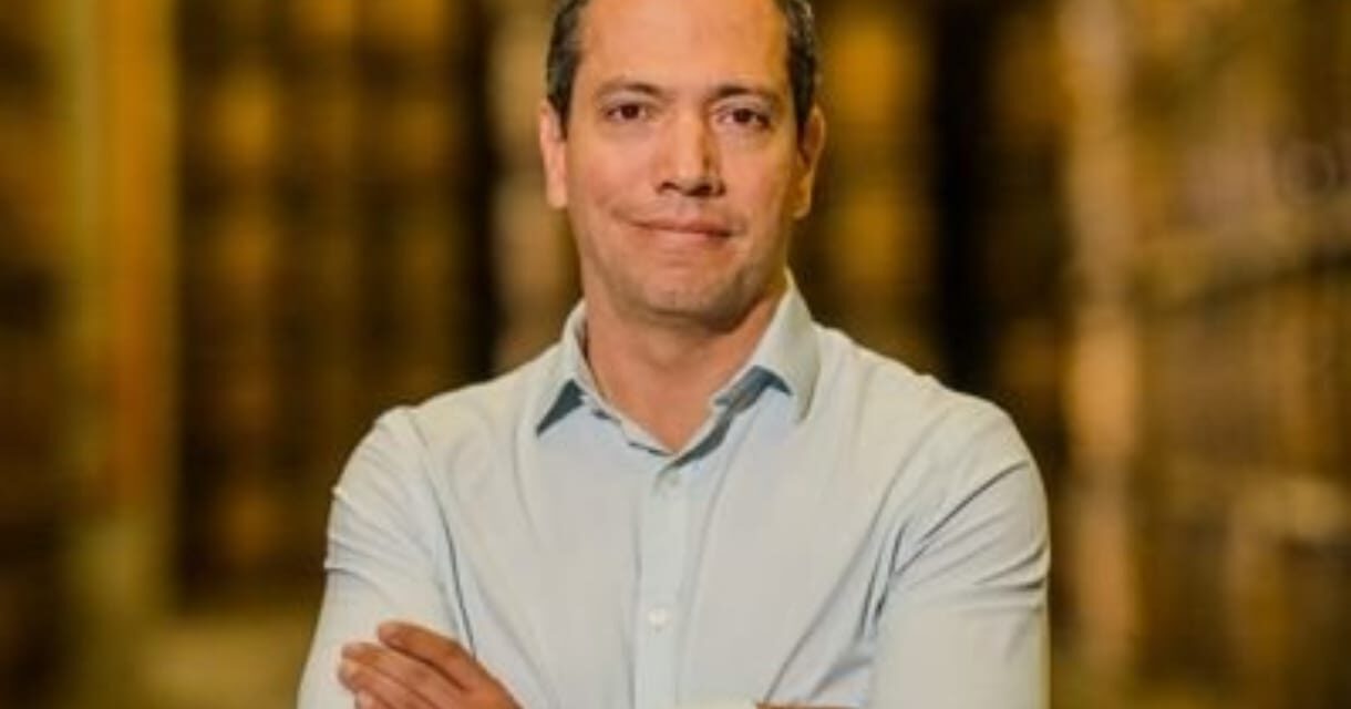 Esteban Ramos deja la FLA y su nombre toma fuerza en el panorama político de Antioquia