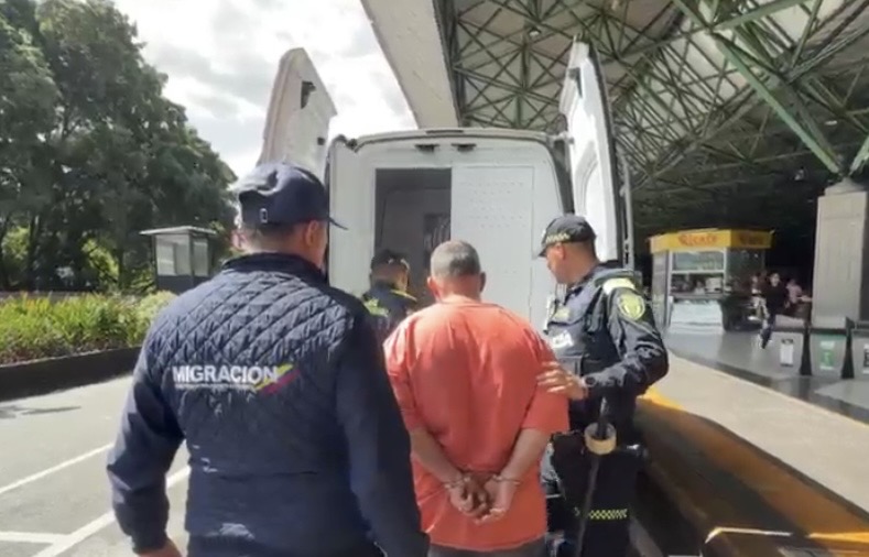 Cae en Medellín ciudadano neerlandés buscado por Interpol por presunto narcotráfico