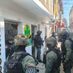 Golpe a red que comercializaba oro ilegal y lavaba activos en Antioquia: cinco allanamientos en El Bagre