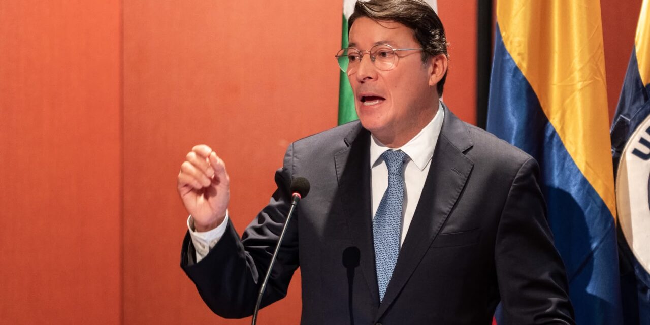 Registrador Hernán Penagos pide fortalecer la identificación de menores para prevenir la trata y la explotación sexual