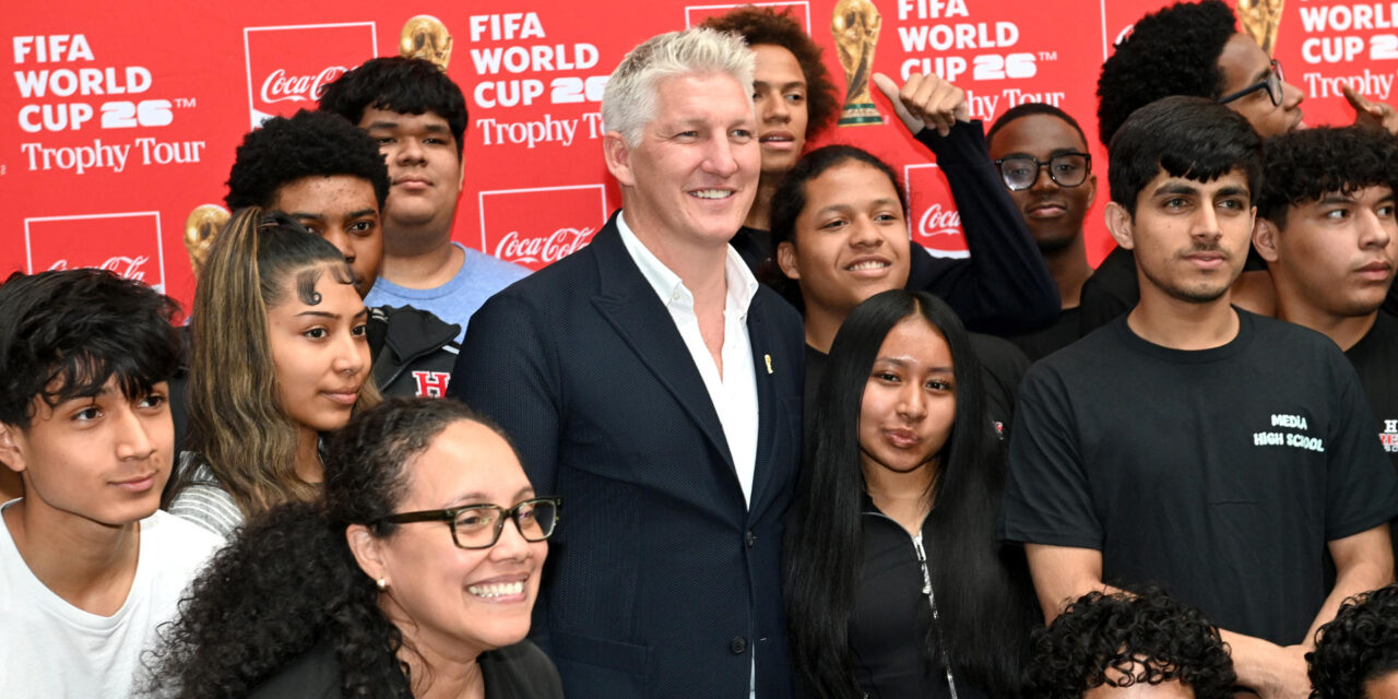 Más de 21.000 jóvenes latinos se capacitan para la industria deportiva con el Mundial 2026