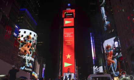España conquista el Mundial 2026: Times Square celebró el triunfo de La Roja tras vencer 1-0 a Argentina