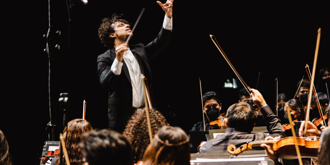 Paolo Bortolameolli debuta como Artistic Partner de Filarmed con un concierto sobre el amor, la memoria y la trascendencia