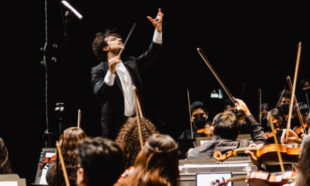 Paolo Bortolameolli debuta como Artistic Partner de Filarmed con un concierto sobre el amor, la memoria y la trascendencia