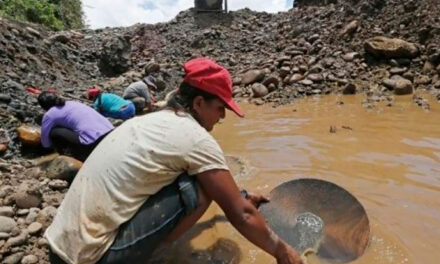 Gobierno crea fondo y programa para fortalecer la pequeña minería en Colombia