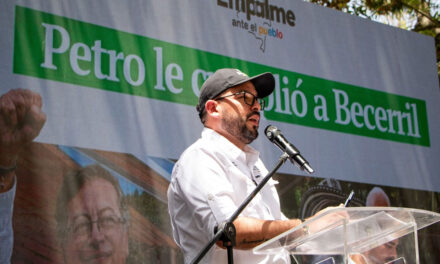 Gobierno anuncia inversión de $36.000 millones en proyectos solares y reafirma su intención de prohibir el fracking
