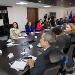 MinDefensa presenta HELIOS, sistema con IA para detectar riesgos de corrupción en contratos públicos