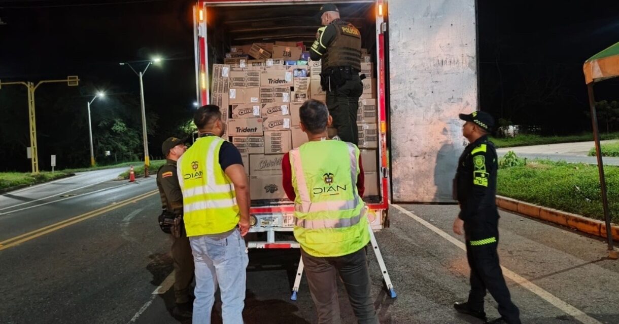 DIAN retuvo mercancías avaluadas en $554 millones durante operativo contra el contrabando
