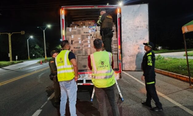DIAN retuvo mercancías avaluadas en $554 millones durante operativo contra el contrabando