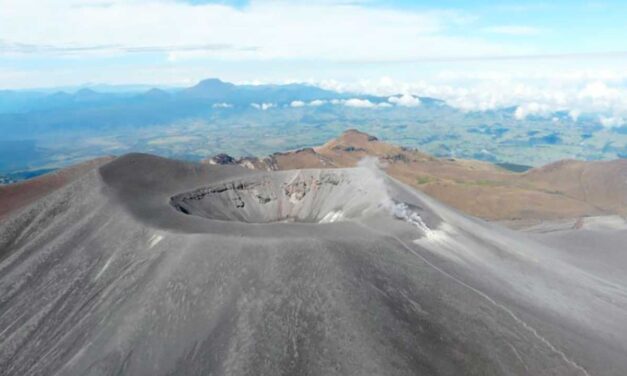 UNGRD activa Sala de Crisis Nacional tras alerta naranja del volcán Puracé