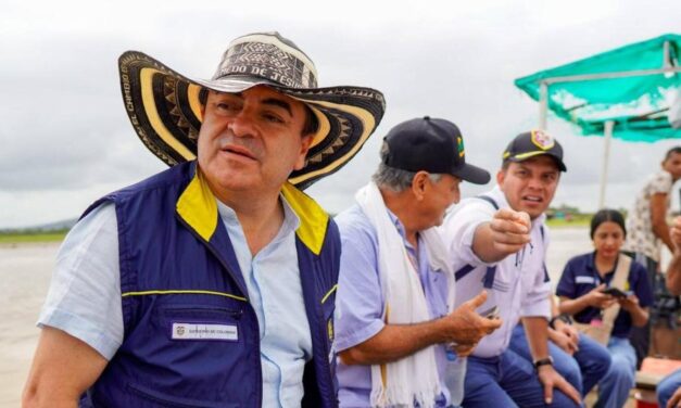 Abogado de Olmedo López cuestiona manejo de celular entregado a la Fiscalía y advierte posible manipulación