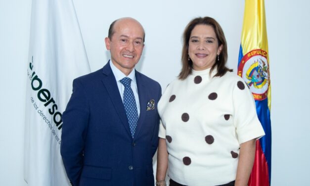Supersalud cambia interventores de Famisanar y Coosalud para enfrentar dificultades financieras y operativas