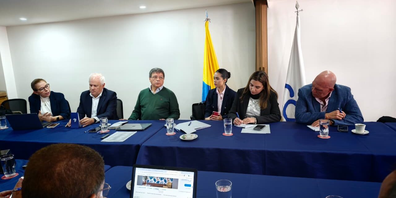 Confecoop propone modernizar la supervisión y regulación del sector cooperativo