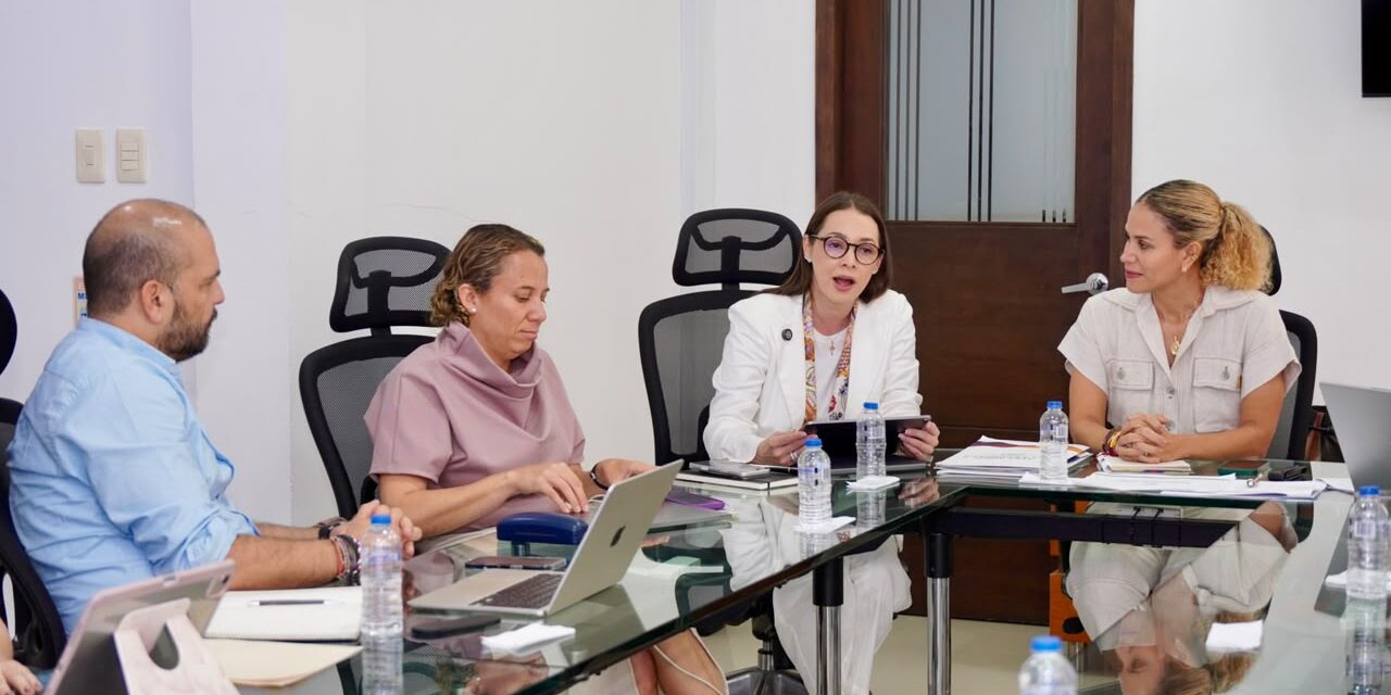 MinTrabajo revisa situación de Comfacor y anuncia acciones para fortalecer la entidad
