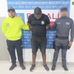 Capturan a tres presuntos integrantes de ‘Los Costas’, señalados de asaltar a usuarios bancarios