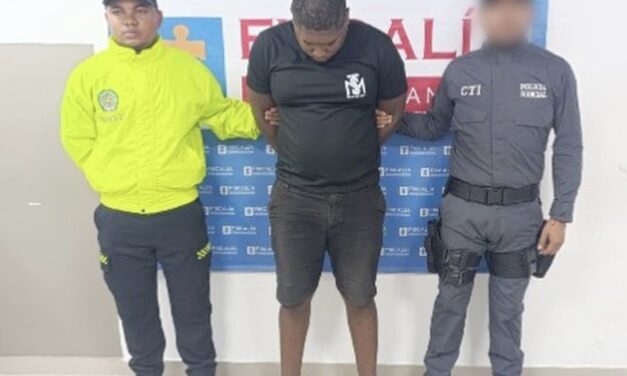 Capturan a tres presuntos integrantes de ‘Los Costas’, señalados de asaltar a usuarios bancarios