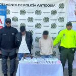 Dos capturas y armas incautadas durante allanamientos en Santa Rosa de Osos