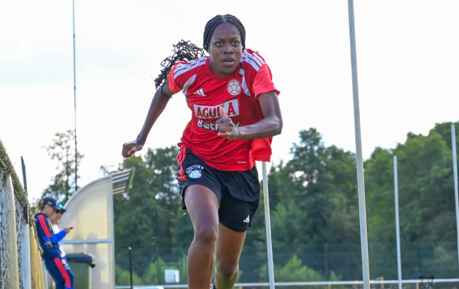 Selección Colombia Femenina Sub-20 viajó a Łódź para afrontar la fase de grupos del Mundial