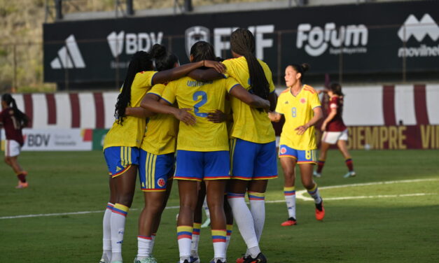 Selección Colombia femenina cerró su gira por Venezuela con una victoria 2-1