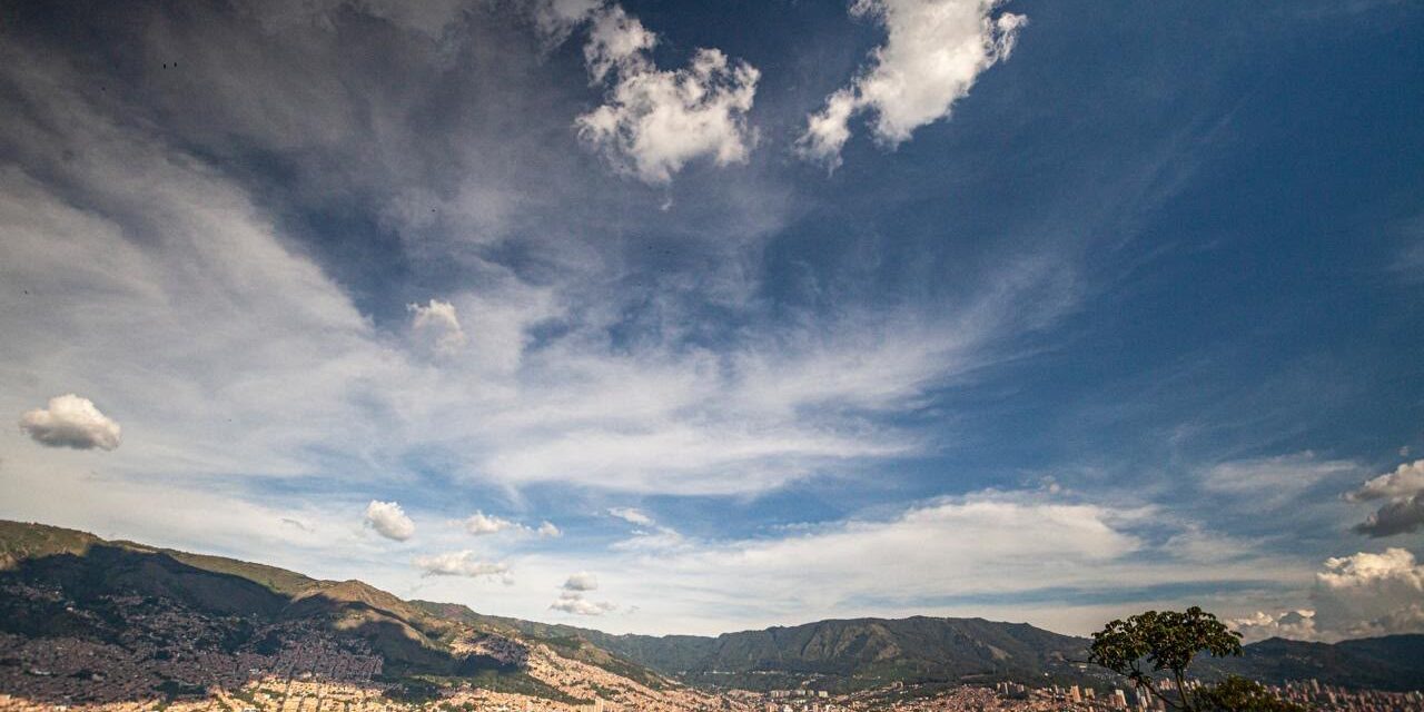 Calidad del aire en Medellín: descartan por ahora el Pico y Placa ambiental en el Valle de Aburrá