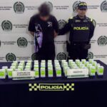 Capturan a un hombre y aprehenden a un adolescente con cinco litros de ketamina en Bello