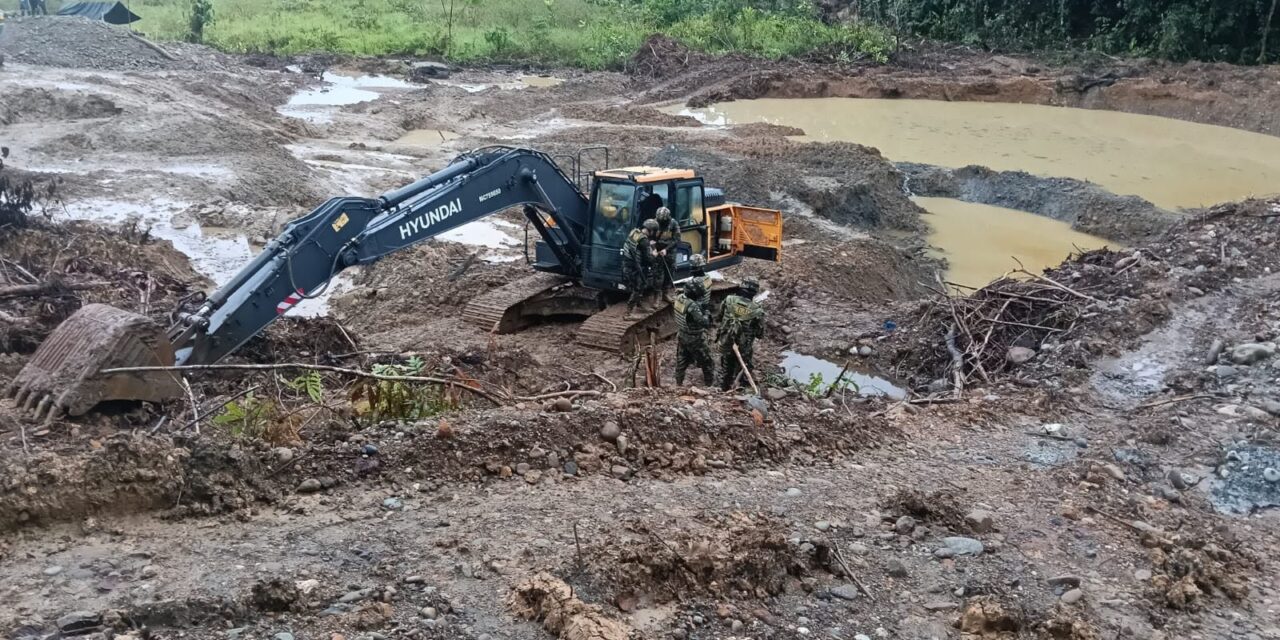 Intervienen mina ilegal en Chocó que produciría oro avaluado en $1.200 millones mensuales