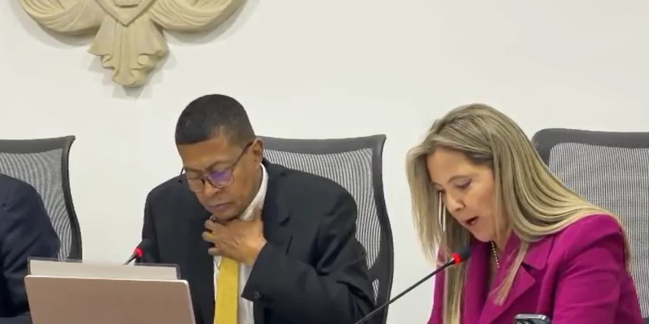 Aprobado en primer debate el proyecto que crea la educación financiera obligatoria en los colegios de Colombia