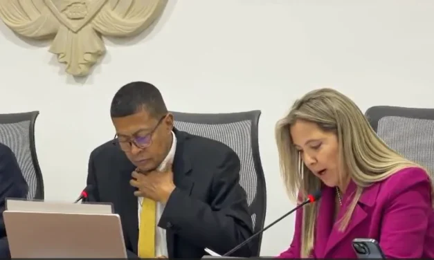 Aprobado en primer debate el proyecto que crea la educación financiera obligatoria en los colegios de Colombia