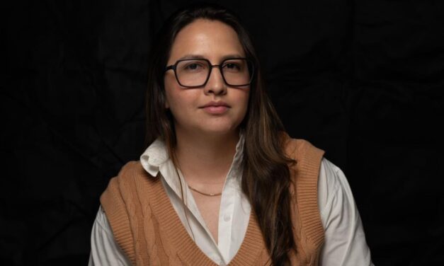 Colombiana Natalia Hernández recibe reconocimiento internacional de liderazgo juvenil