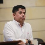 Ariel Ávila cuestiona beneficios para colaboradores en proyecto de ley de sometimiento y advierte riesgos frente al lavado de activos
