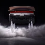 Tesla muestra al Roadster girando en el aire y apunta a producirlo en 2028